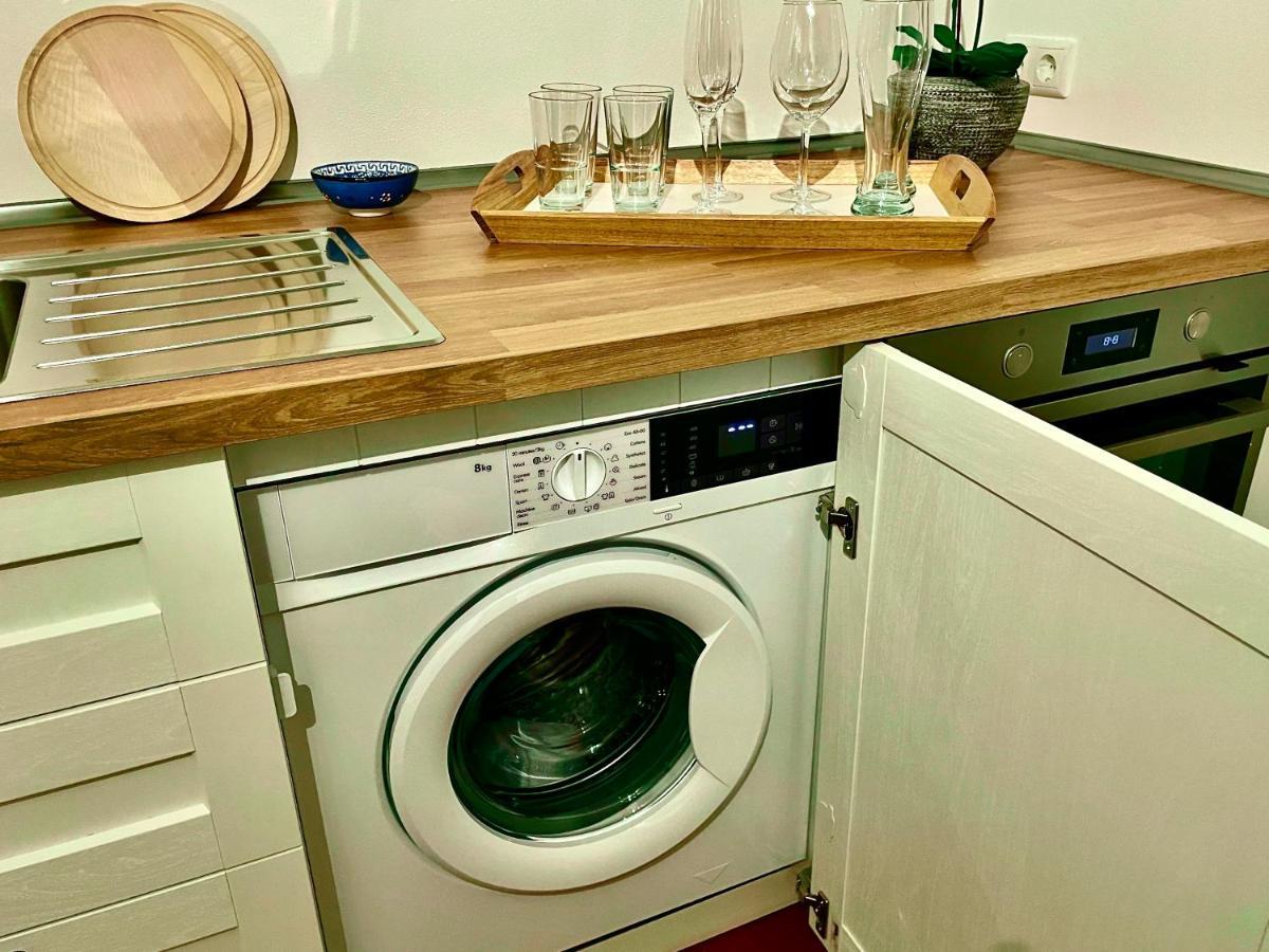 Voh Studio Mitten In Vohenstrauss, Smart-Tv, Parkplatz Bagian luar foto
