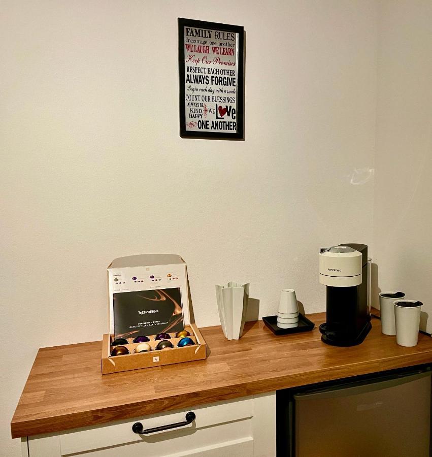 Voh Studio Mitten In Vohenstrauss, Smart-Tv, Parkplatz Bagian luar foto