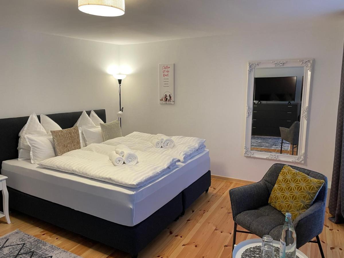 Voh Studio Mitten In Vohenstrauss, Smart-Tv, Parkplatz Bagian luar foto